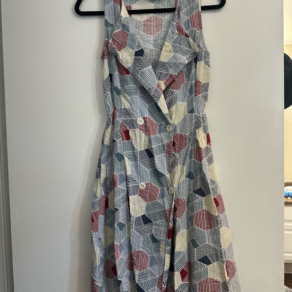 Geometric Patterned Sleeveless Dress